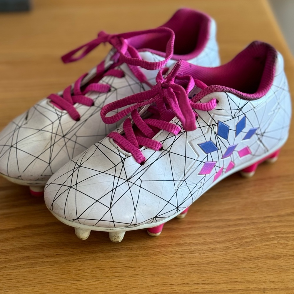Girls soccer cleats - gentle used